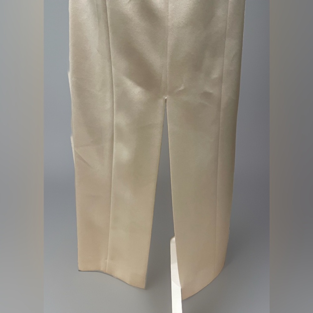 Ann Taylor Long Gown/Formal Evening wear Size 2 - Picture 4 of 6